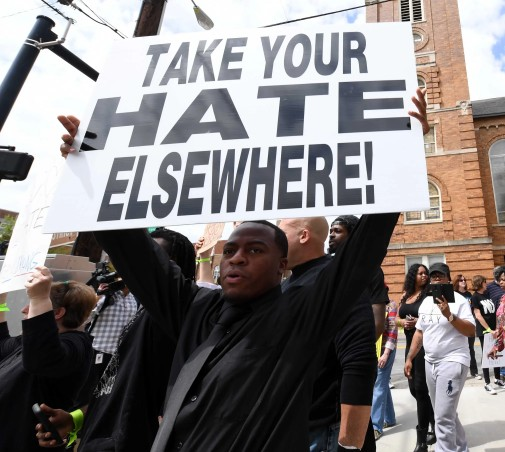 Saturday September 27th protest, Signs of Fascism